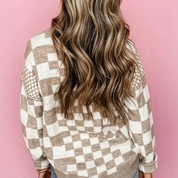 I Love! Love! Love! This Cozy, Soft Checkered Sweater! Back In Stock. - Picture 5 of 5